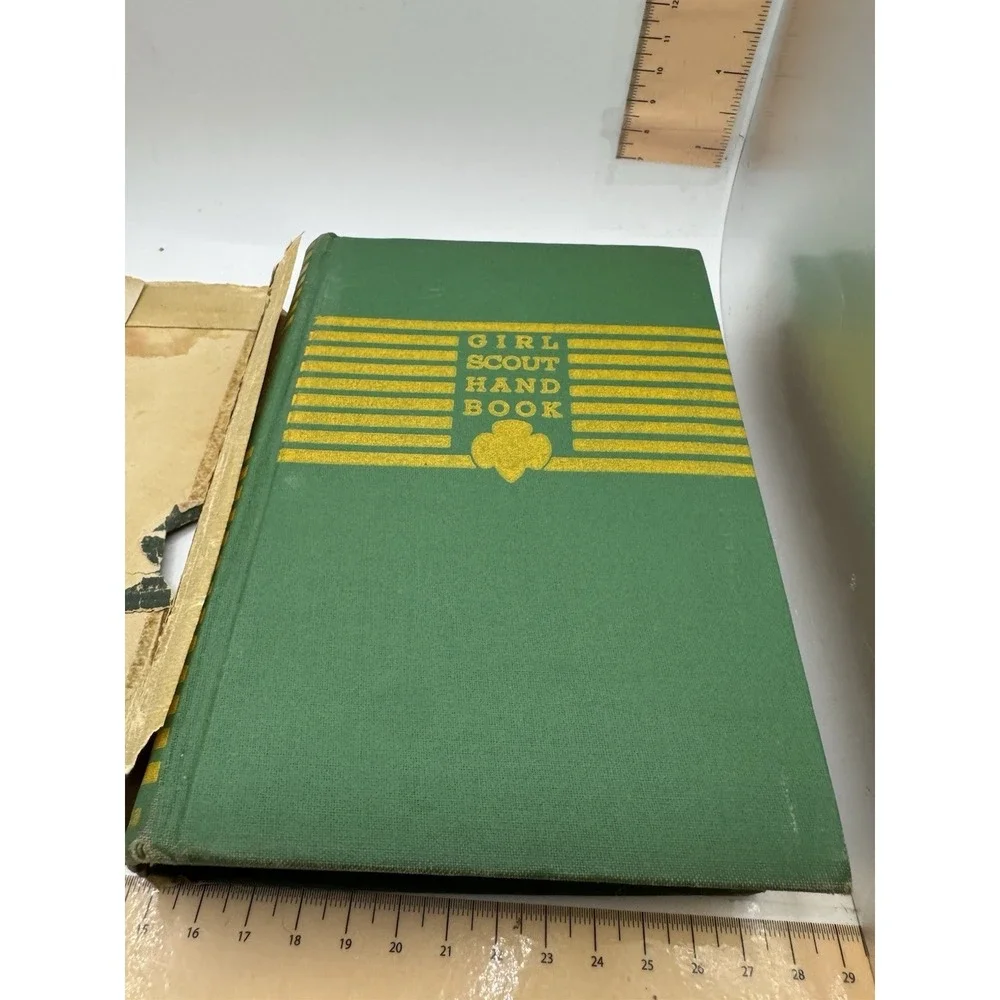 Vintage Girl Scout Handbook Intermediate Program w/ Dust Jacket HC 1944